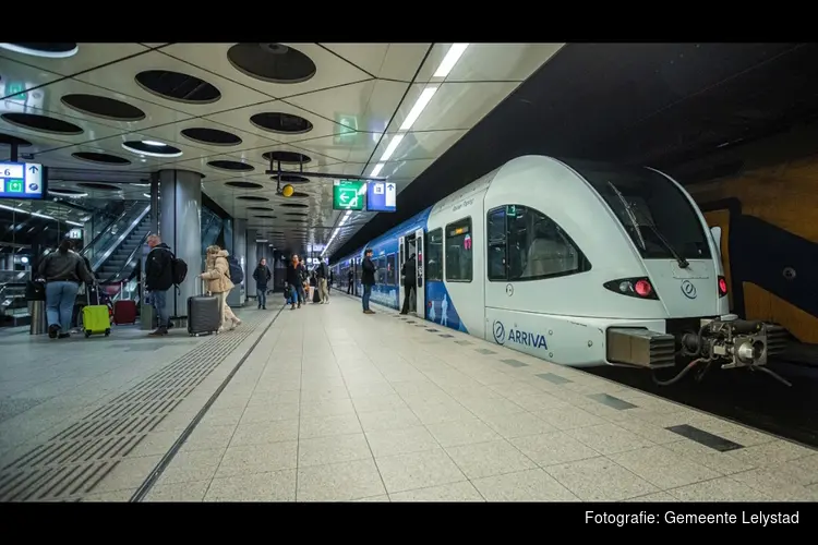 Lelystad en Almere krijgen nachttrein naar Amsterdam, Schiphol en Zwolle