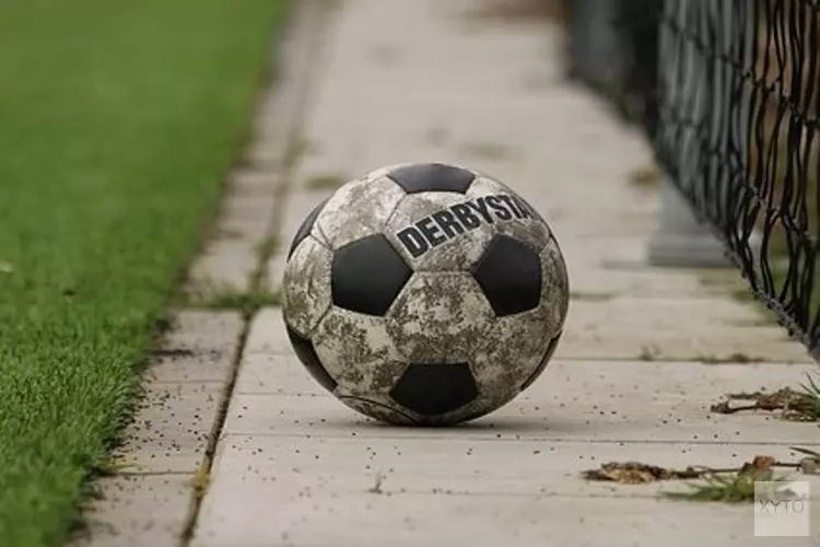 Unicum haalt uit in stadsderby, SVL met 0-8 geklopt