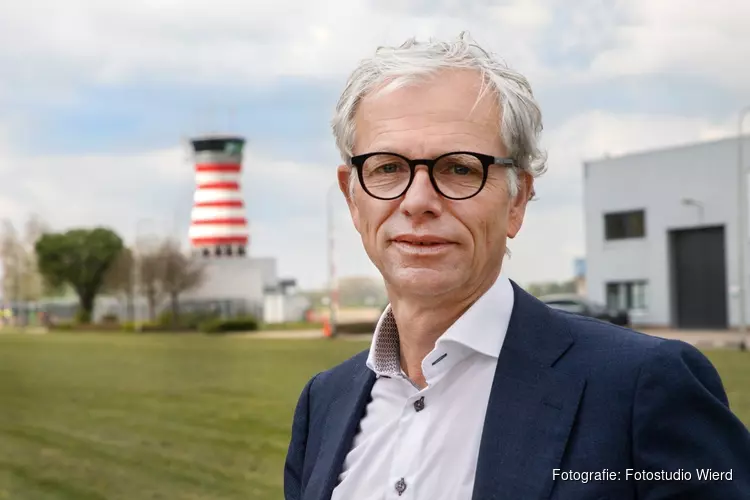 Bedrijfskring Lelystad pleit voor opening Lelystad Airport