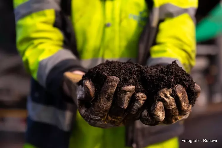 Renewi deelt gratis compost uit als bedankje voor scheiden gft-afval