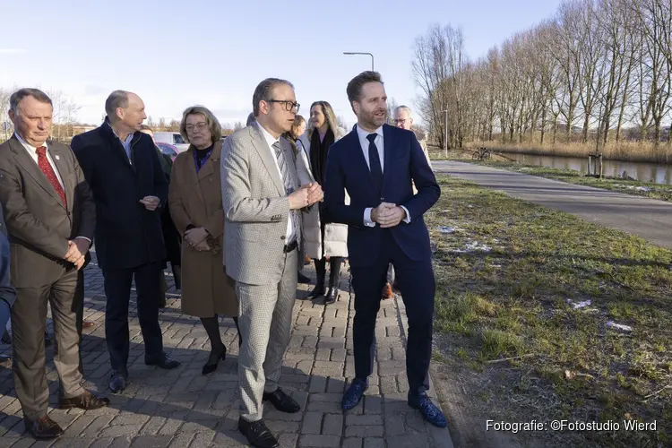 Overheden slaan handen ineen voor 15.000 nieuwe woningen in Lelystad