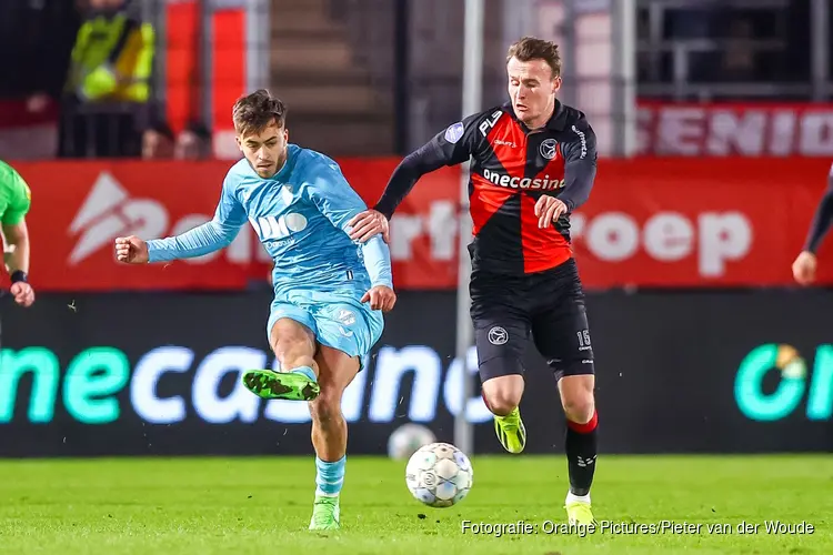 Almere City FC sprokkelt puntjes bijeen, remise tegen FC Utrecht