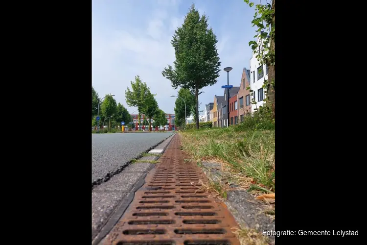 Schoonmaken goten op doorgaande wegen rond het Stadshart